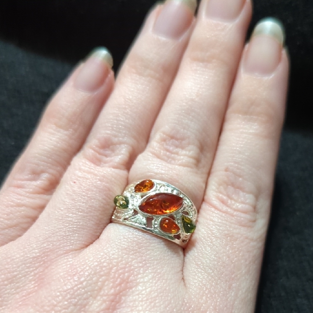 Sterling Silver Brown And Green Baltic Amber Gemstone Statement Ring - Size 8